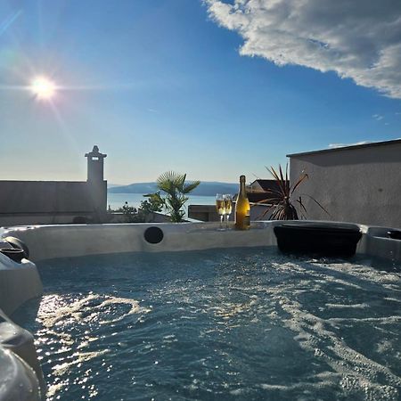 Apartman Koko With Private Jacuzzi Makarska Buitenkant foto