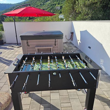 Apartman Koko With Private Jacuzzi Makarska Buitenkant foto