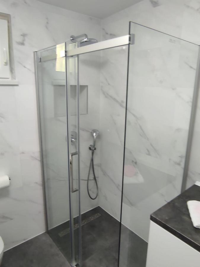 Apartman Koko With Private Jacuzzi Makarska Buitenkant foto