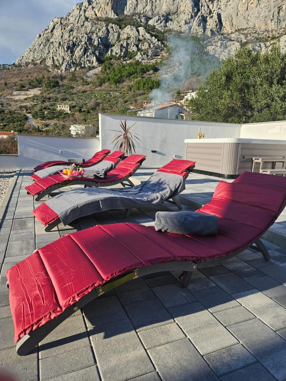 Apartman Koko With Private Jacuzzi Makarska Buitenkant foto