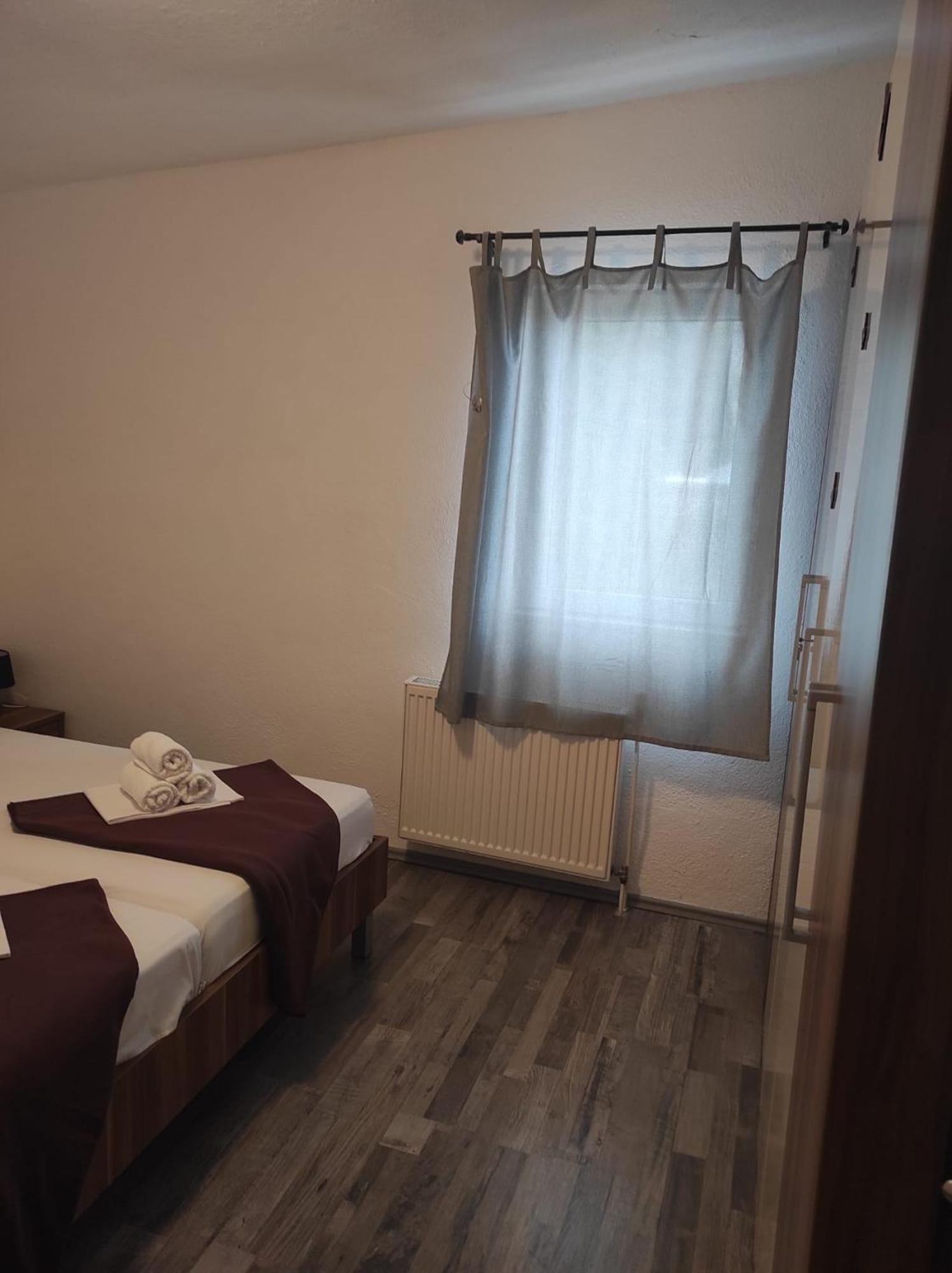 Apartman Koko With Private Jacuzzi Makarska Buitenkant foto