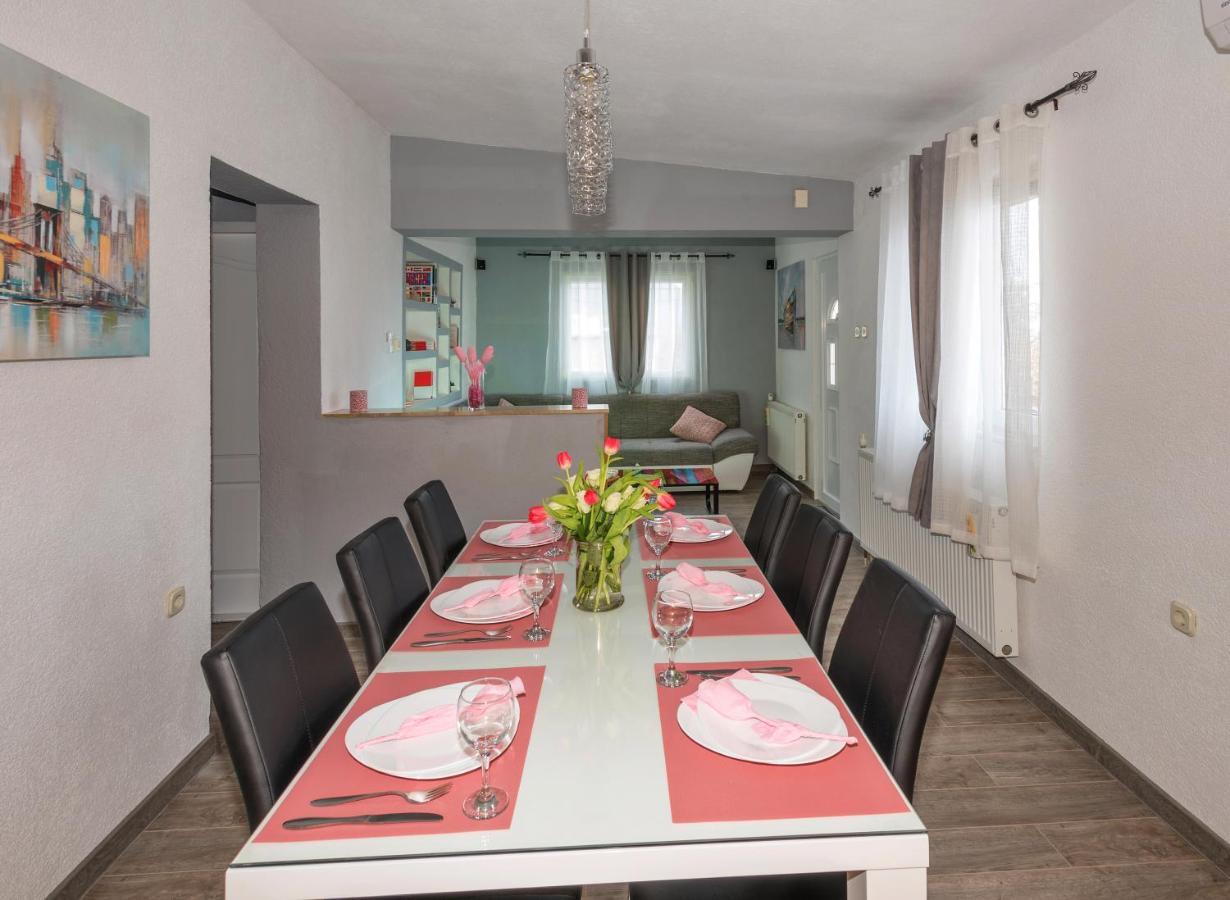 Apartman Koko With Private Jacuzzi Makarska Buitenkant foto