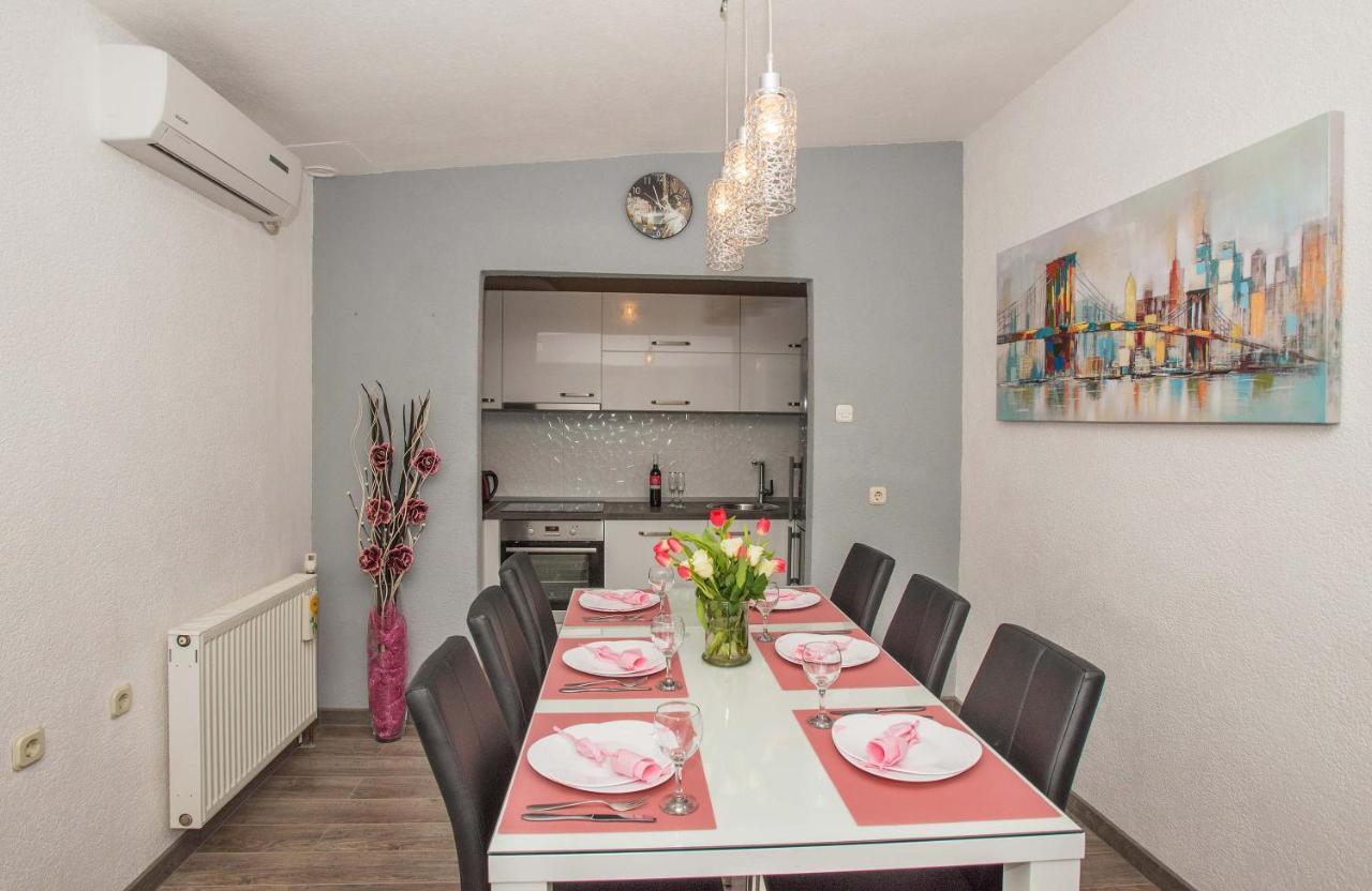 Apartman Koko With Private Jacuzzi Makarska Buitenkant foto