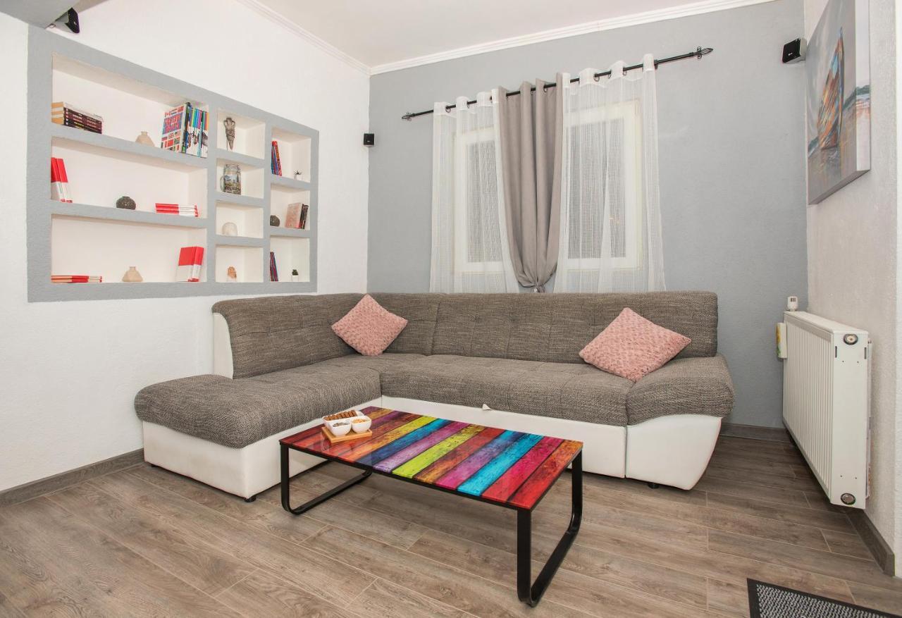 Apartman Koko With Private Jacuzzi Makarska Buitenkant foto